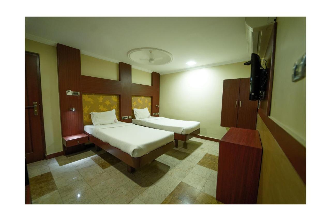 Отель Everestparkresidency Tiruchirappalli Экстерьер фото