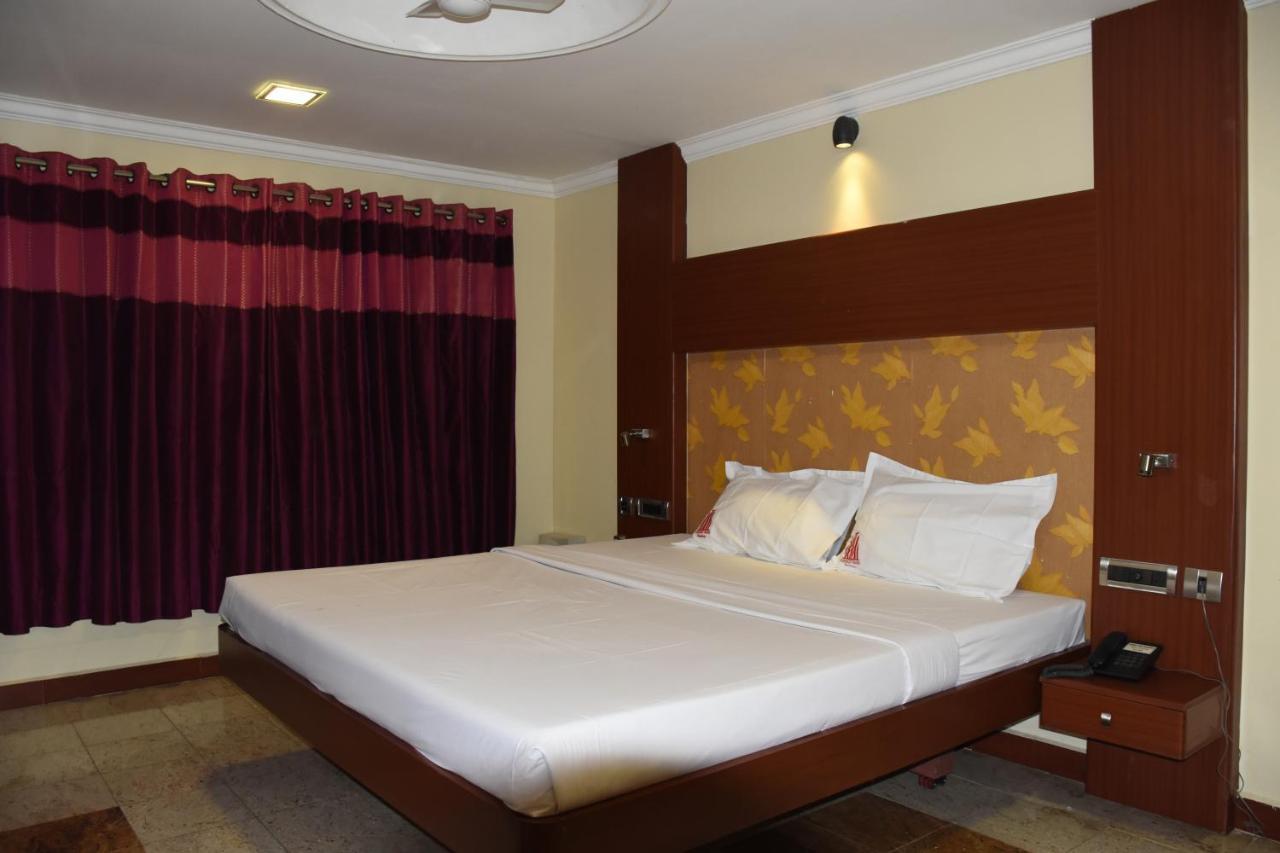 Отель Everestparkresidency Tiruchirappalli Экстерьер фото