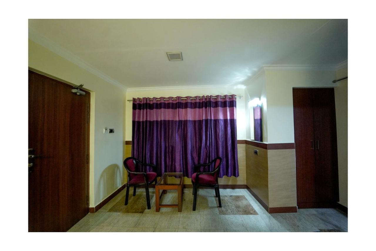 Отель Everestparkresidency Tiruchirappalli Экстерьер фото