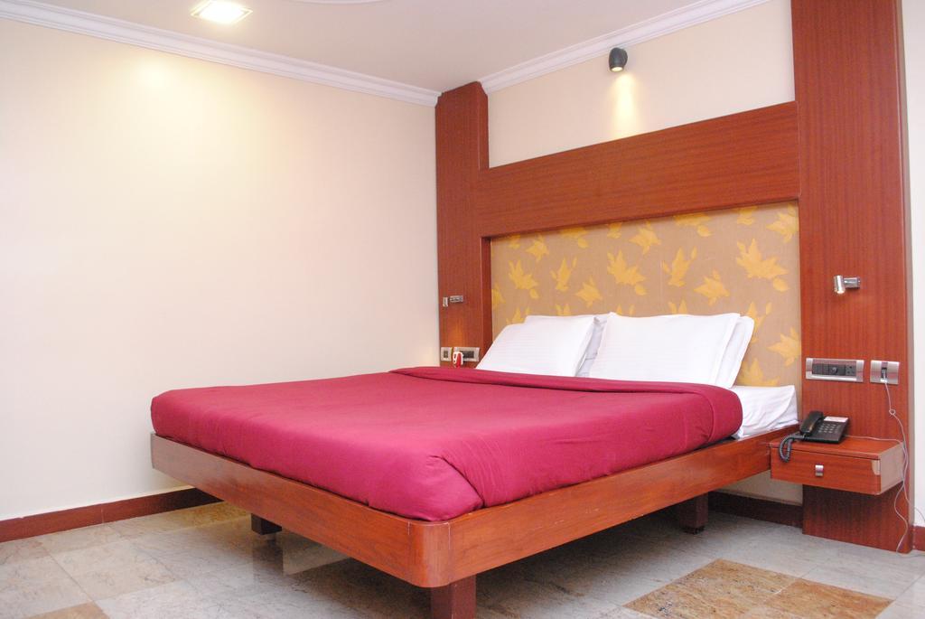 Отель Everestparkresidency Tiruchirappalli Номер фото
